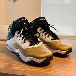 Nike Boys Jordan B'Loyal Sneakers